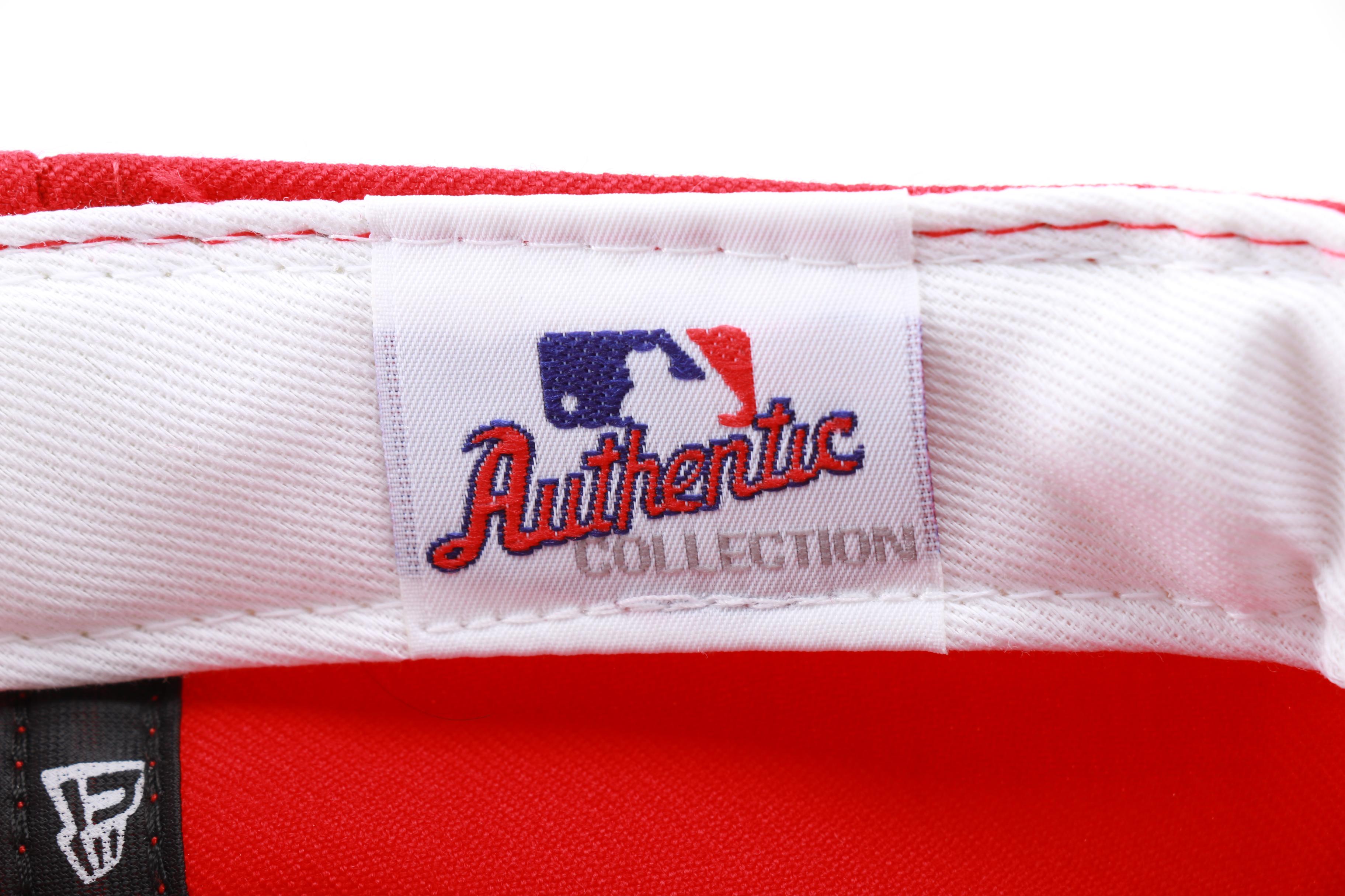 Steve Carlton Signed Baseball Hat