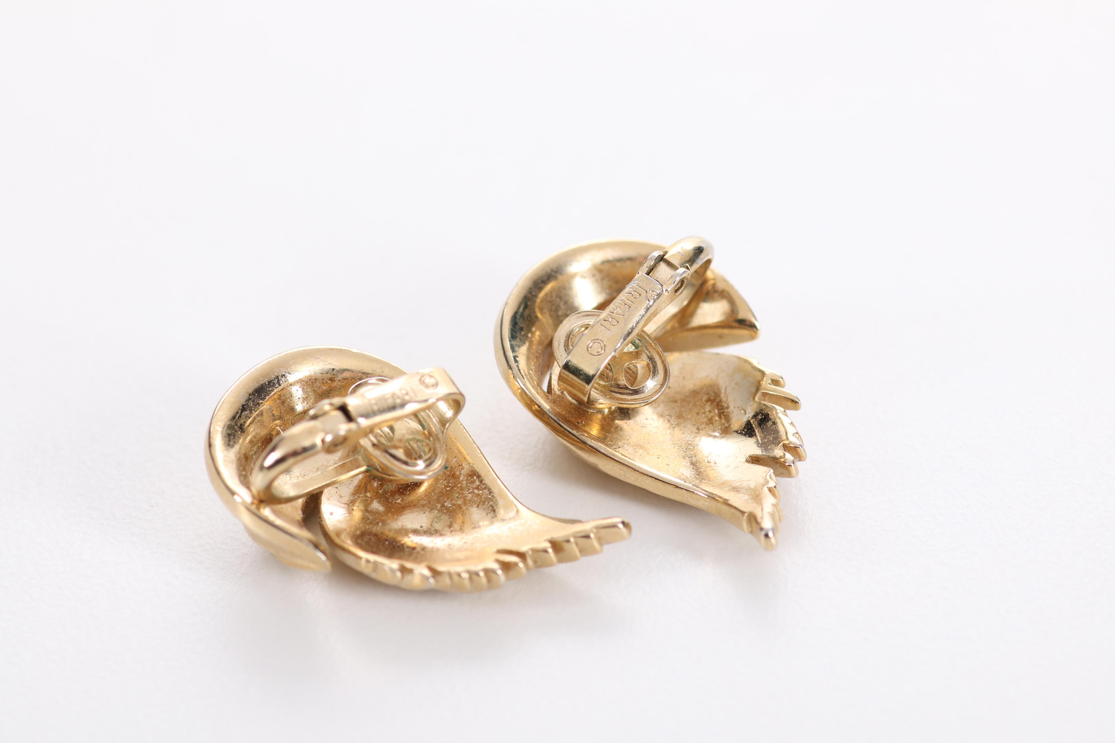 Crown Trifari Costume Jewelry Demi Parure