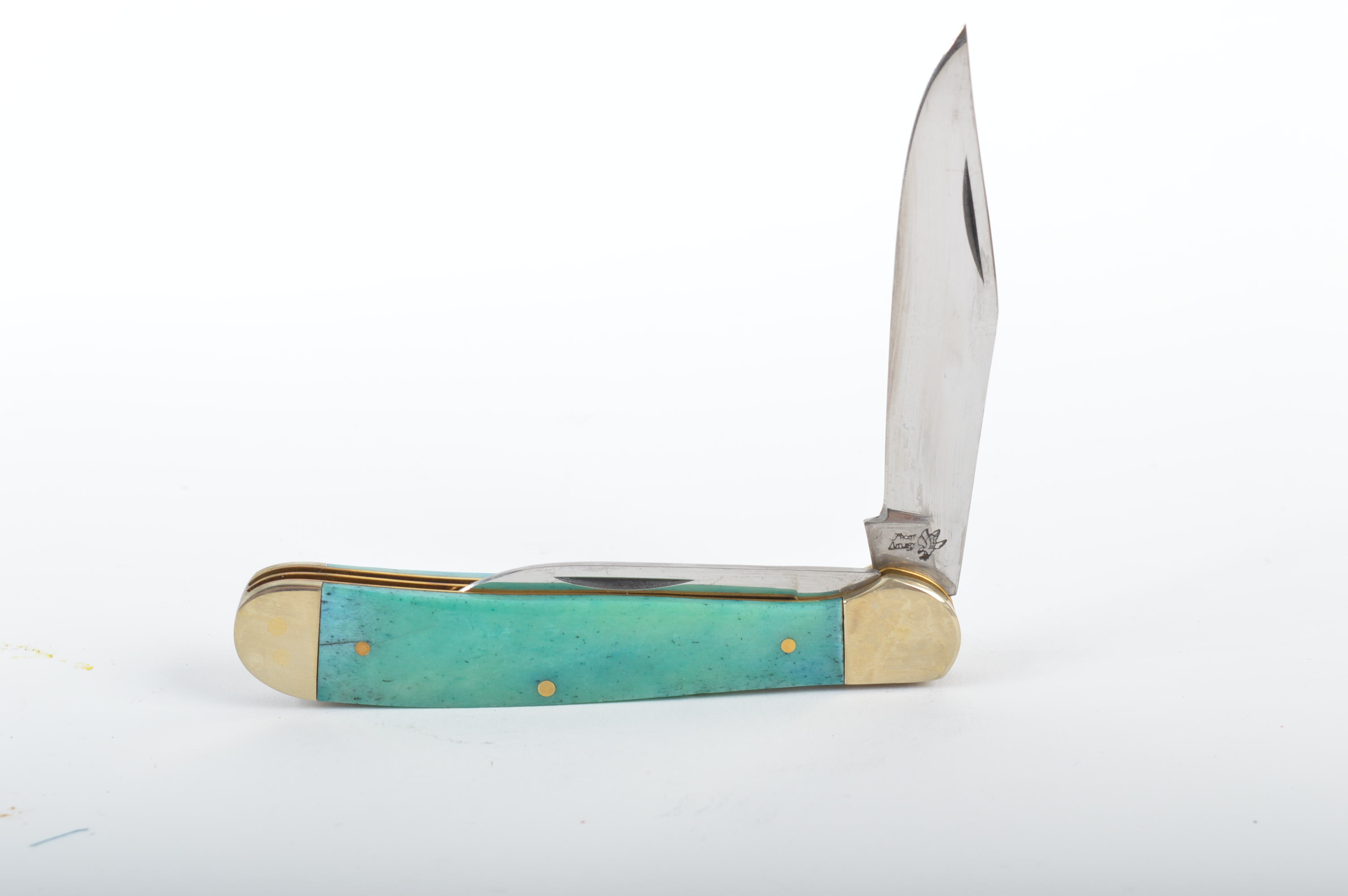 Frost Cutlery and Whitetail Cutlery Pocket Knives