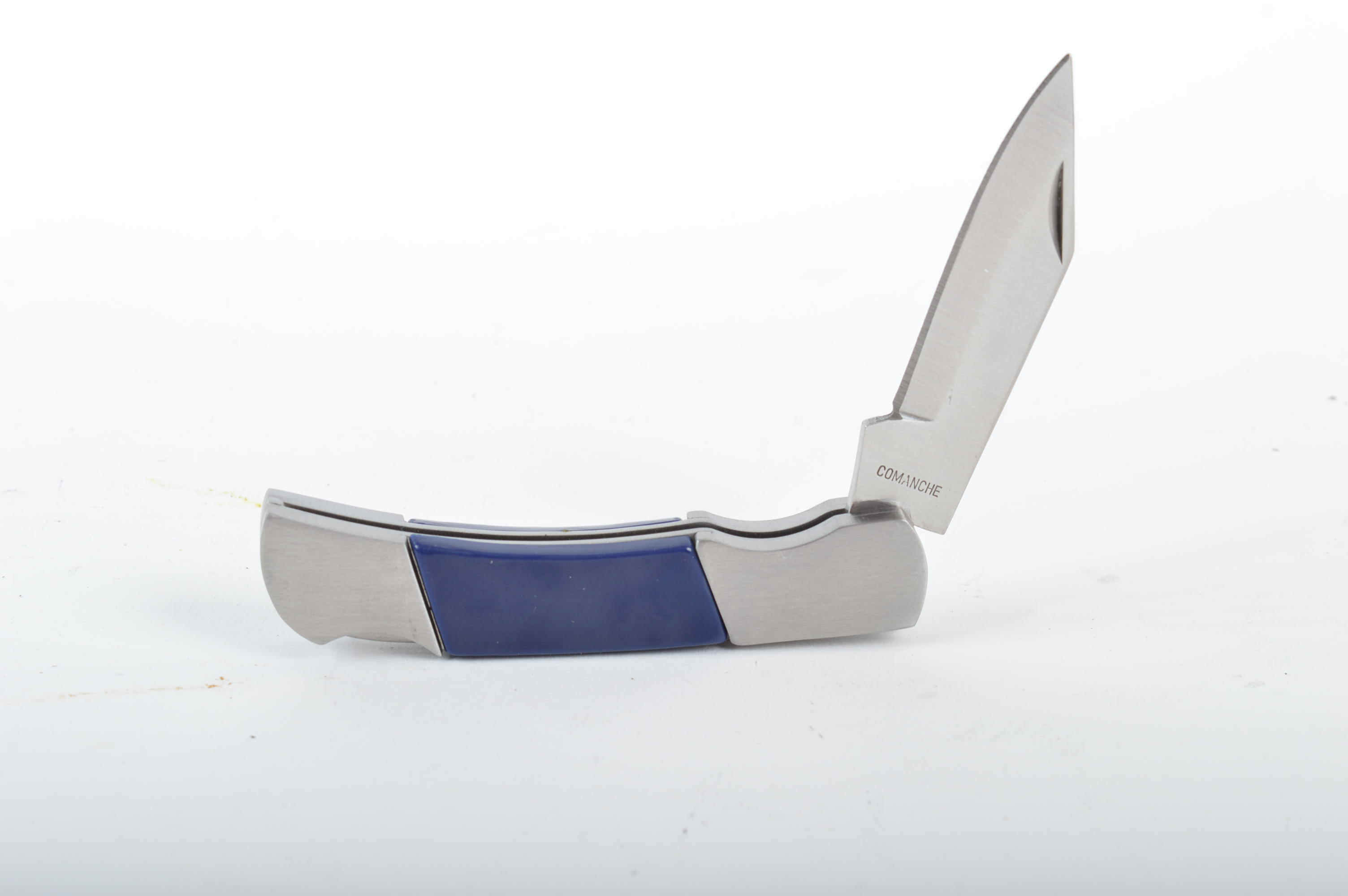 Frost Cutlery and Whitetail Cutlery Pocket Knives and Chipaway Cutlery Hunting Knife