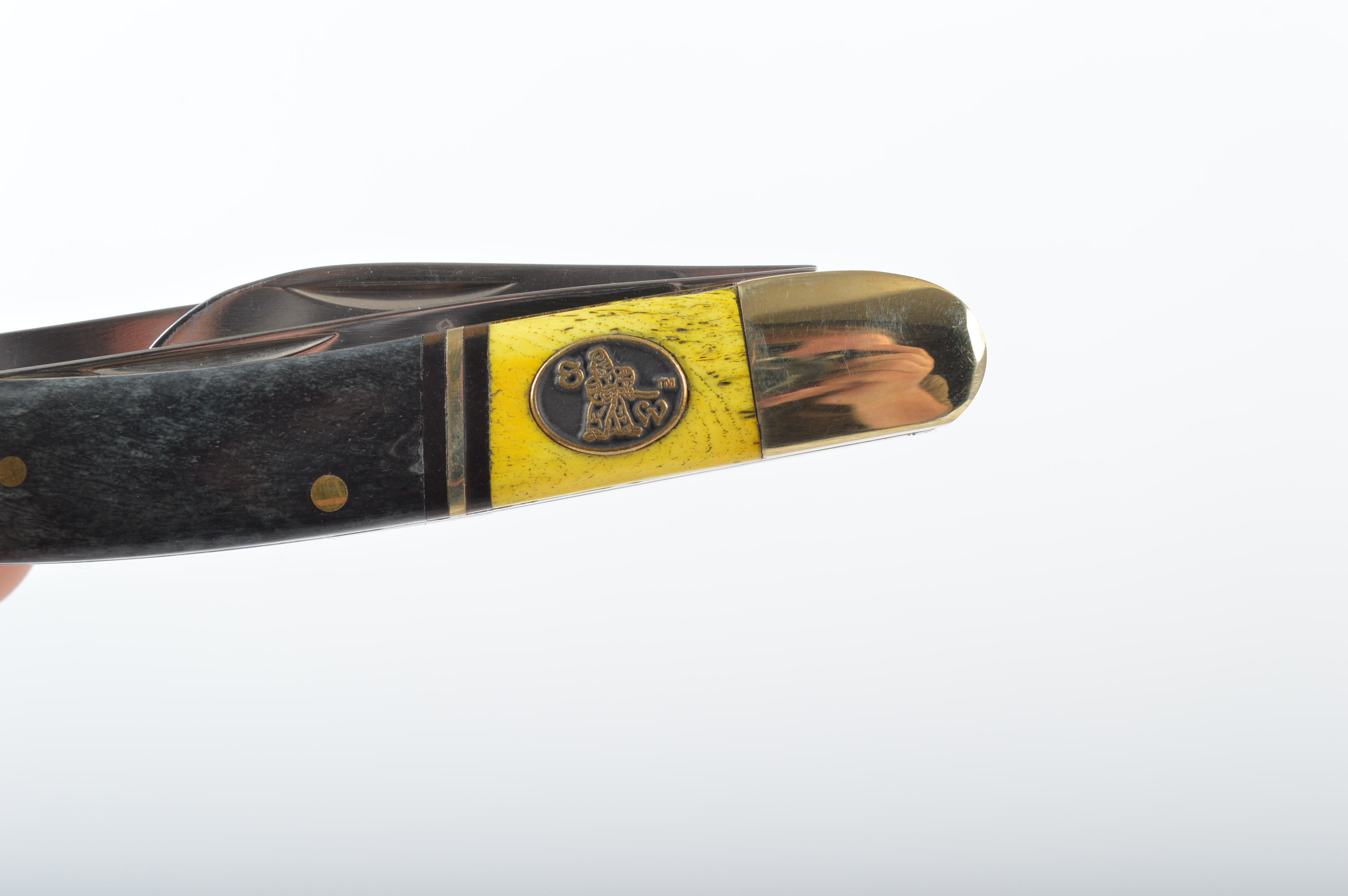 Frost Cutlery and Whitetail Cutlery Pocket Knives and Chipaway Cutlery Hunting Knife