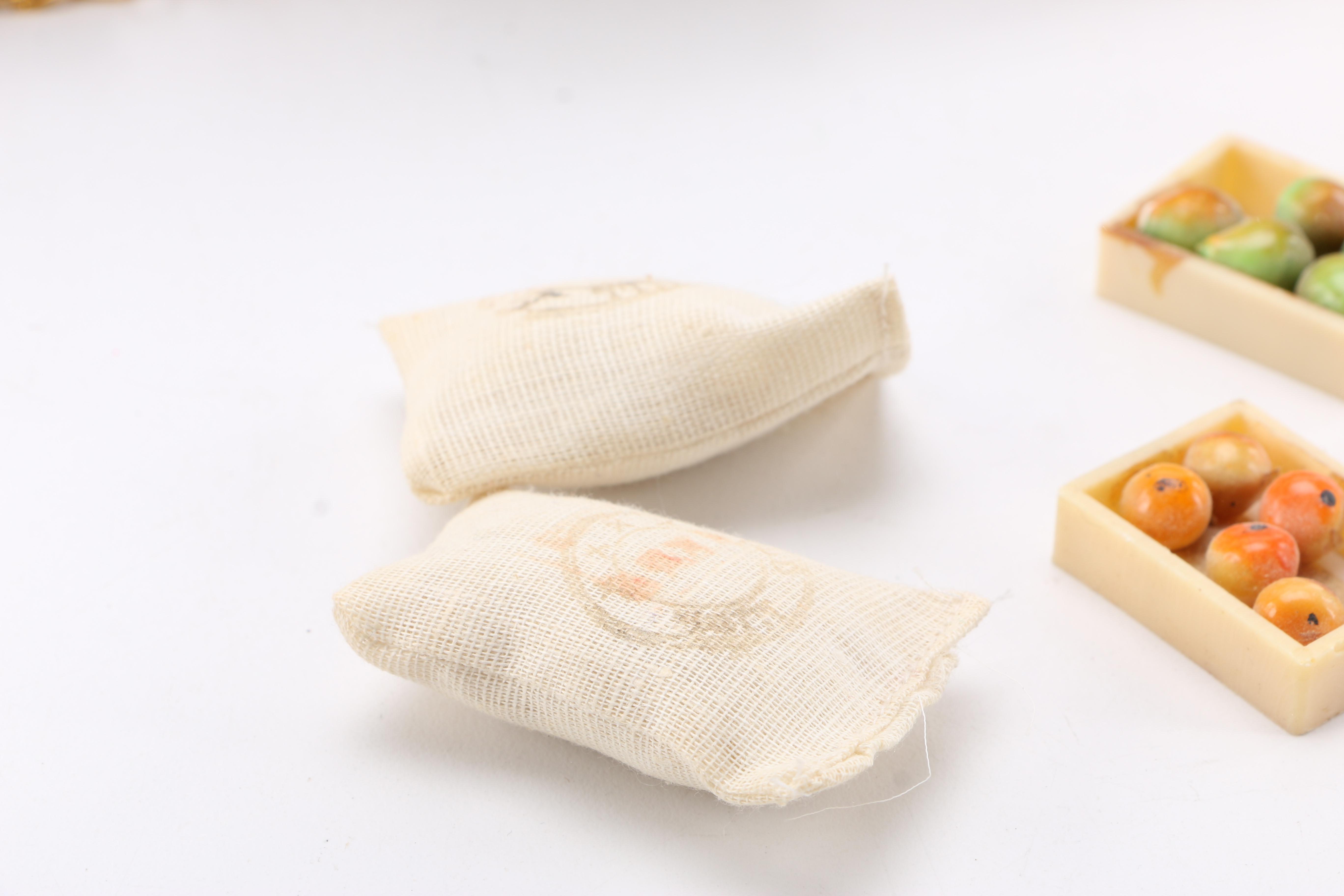 Cast Iron Produce Wagon Figure