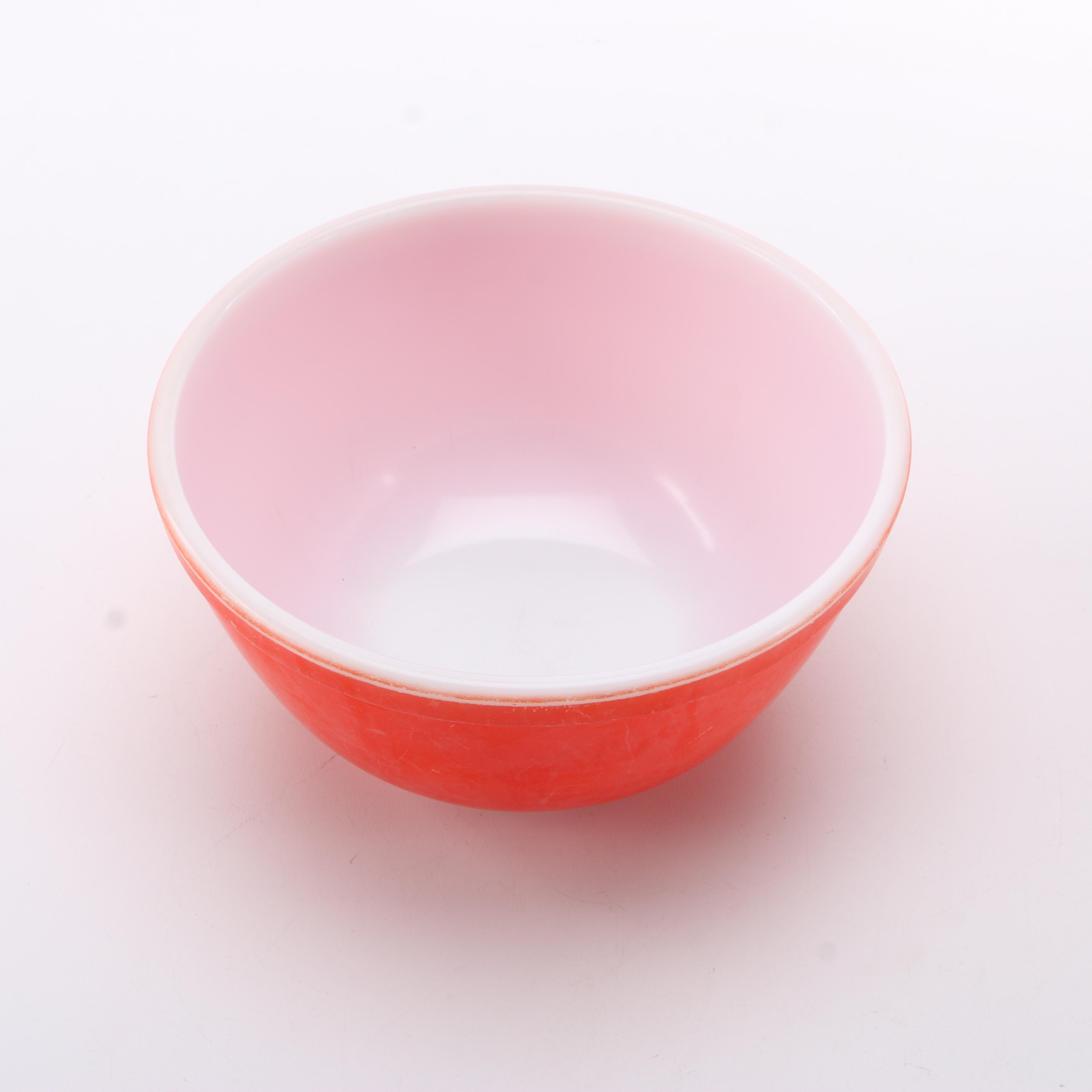 Vintage Pyrex Nesting Mixing Bowl Set