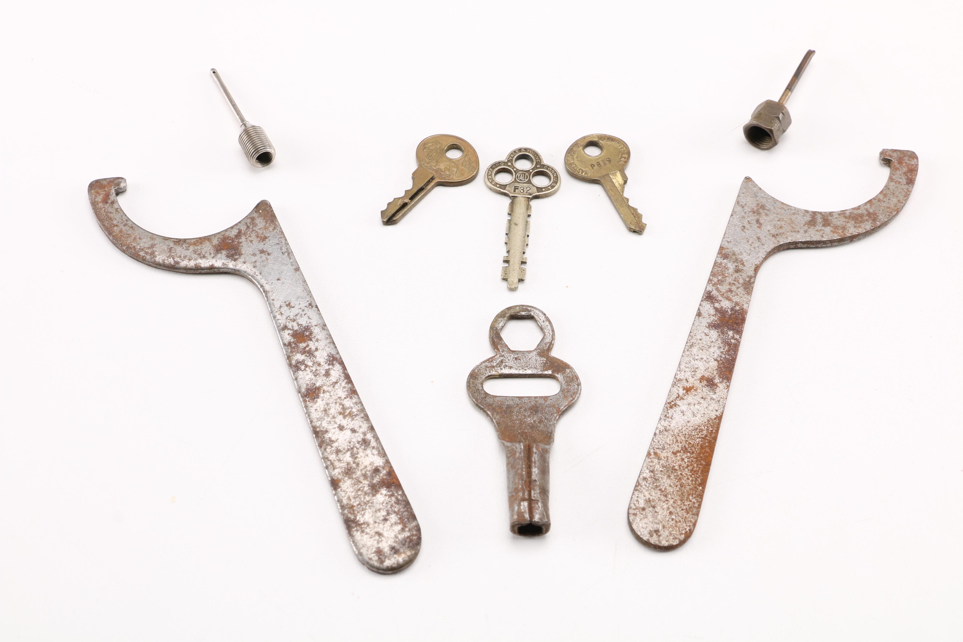 Vintage Cigar Boxes and Keys