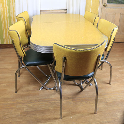 Mid Century Modern Kitchen Table and Chairs