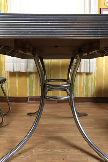 Mid Century Modern Kitchen Table and Chairs