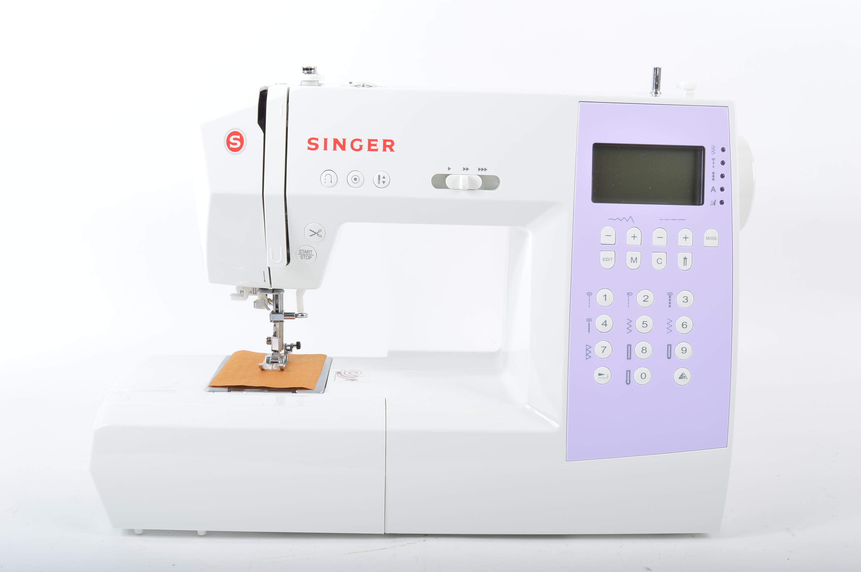 Signer Sewing Machine and Accessories