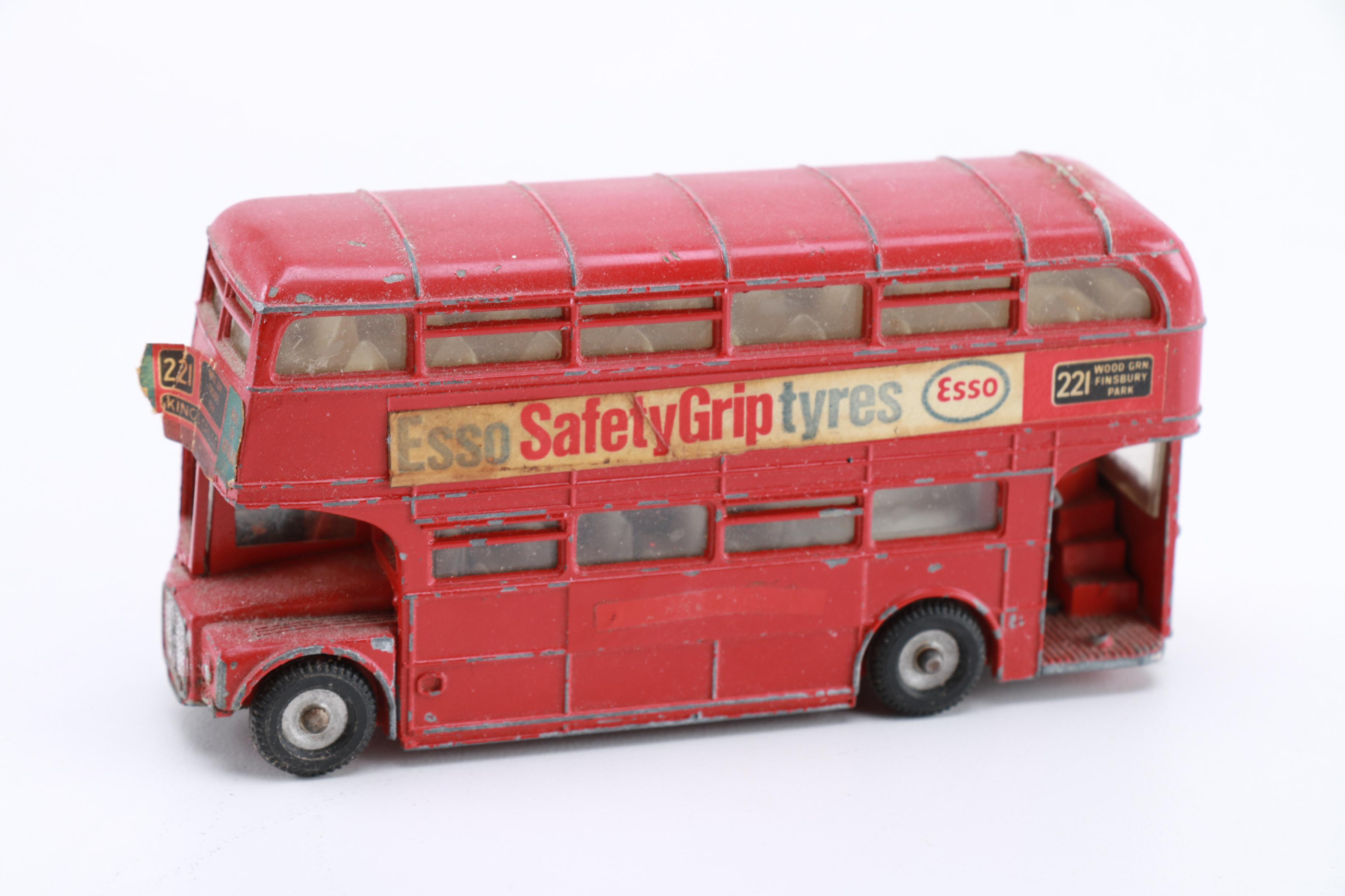 Vintage Tins Plus Bus