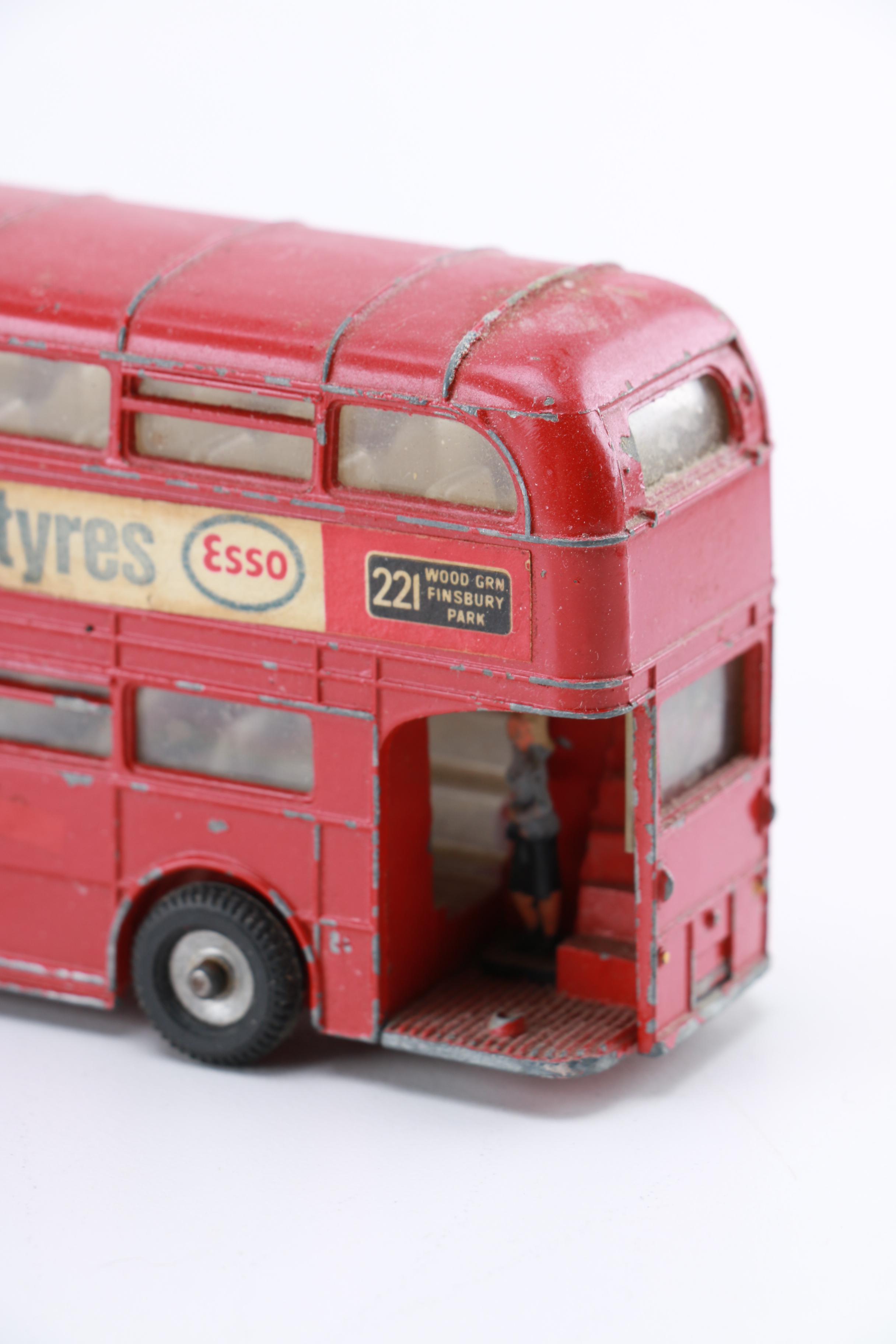 Vintage Tins Plus Bus
