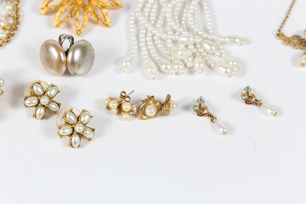Imitation Pearl Costume Jewelry Collection