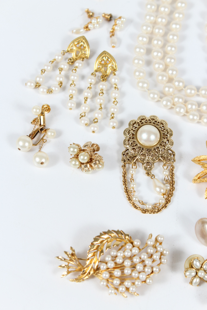 Imitation Pearl Costume Jewelry Collection