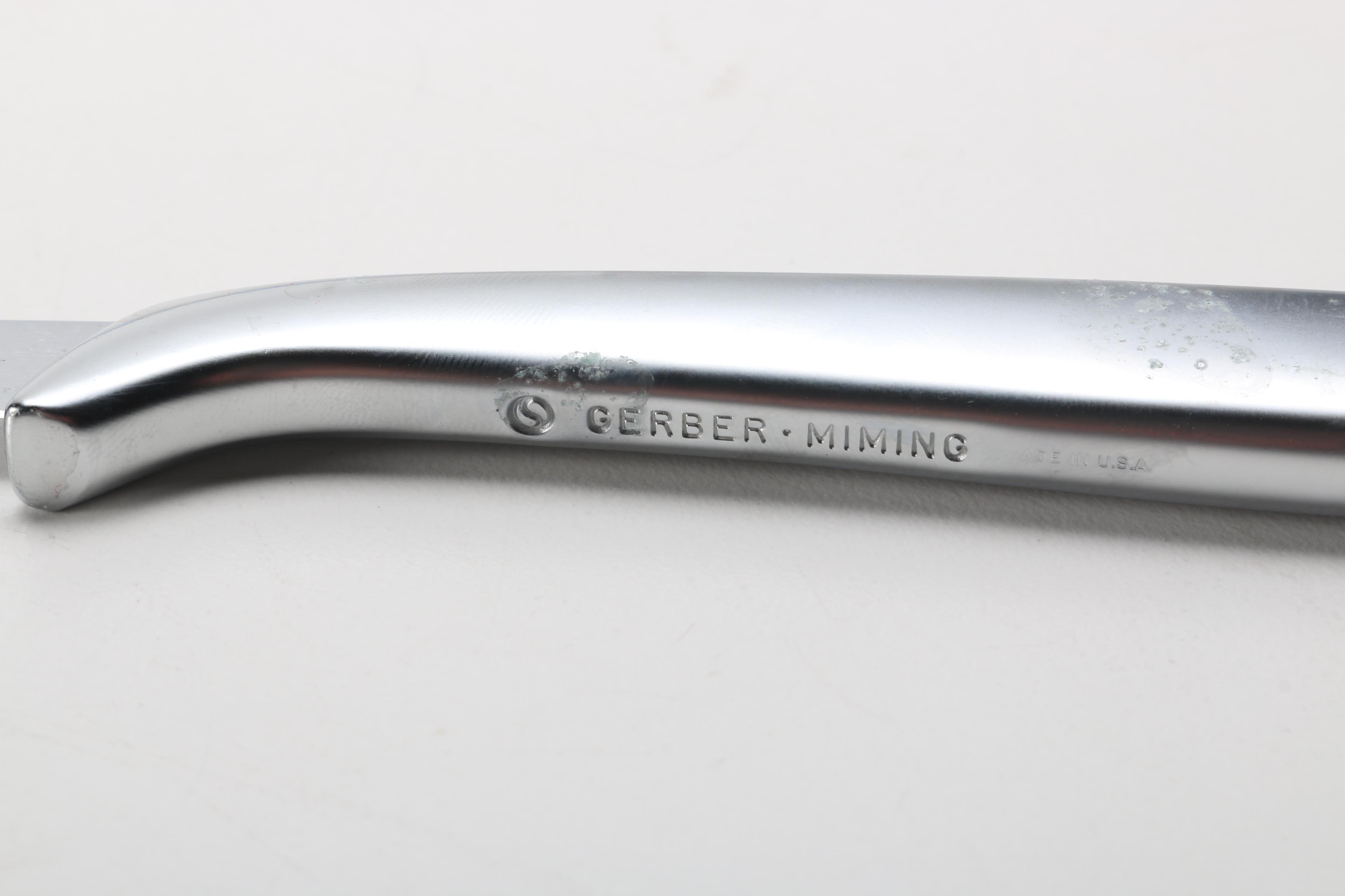 Set of Vintage Gerber-Miming Steel Knives