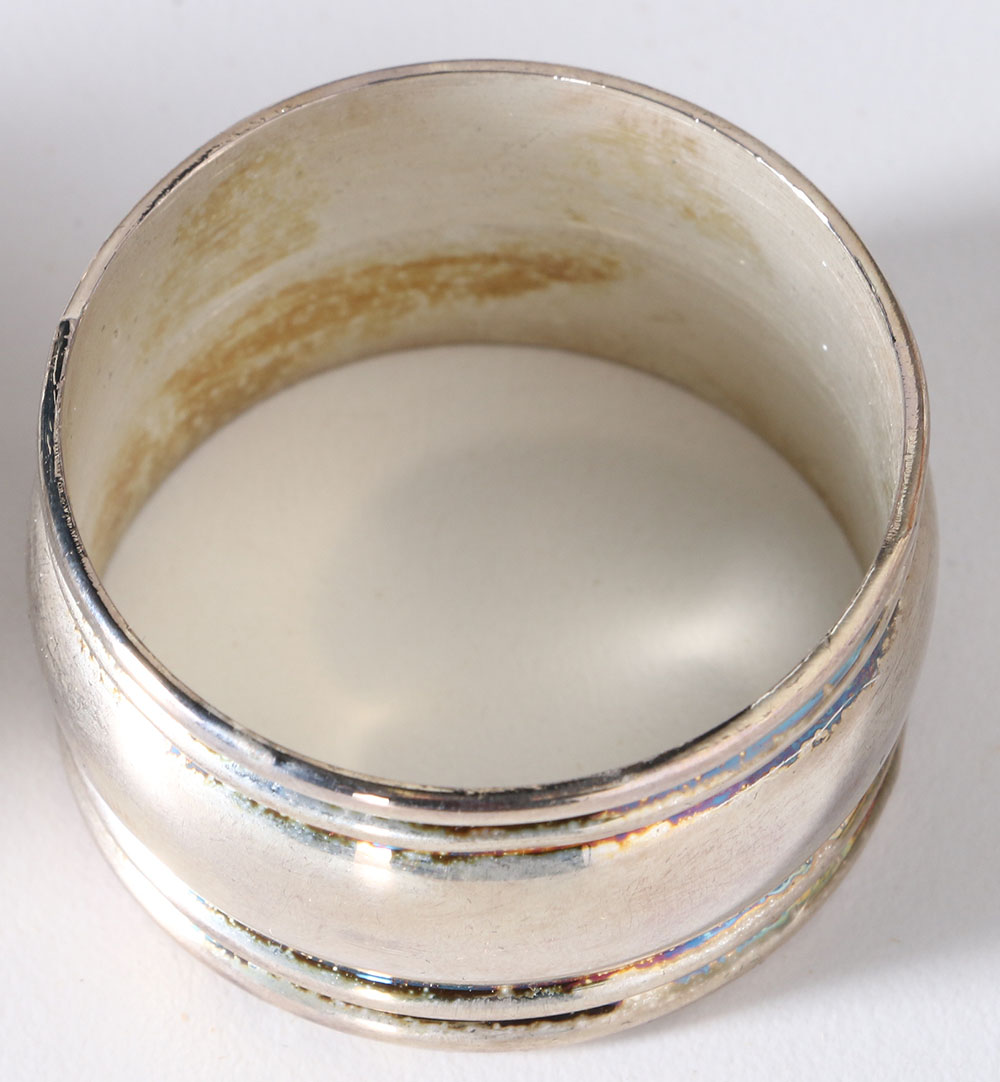 International Silver Co. Silver Plate Napkin Ring Set With Presentation Case