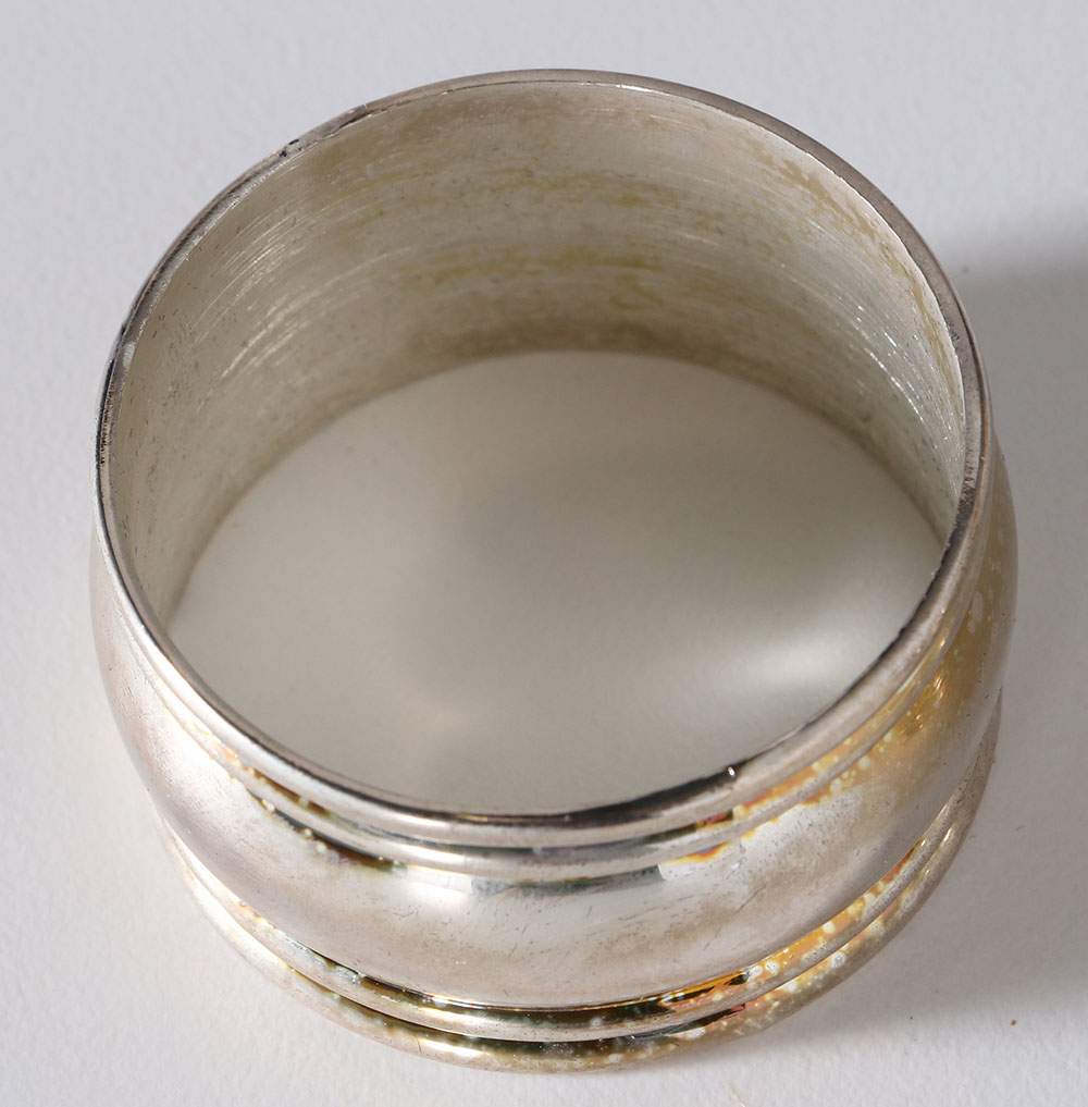 International Silver Co. Silver Plate Napkin Ring Set With Presentation Case