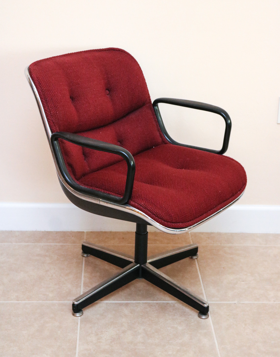 Pair of Vintage Office Chairs by Charles Pollock for Knoll