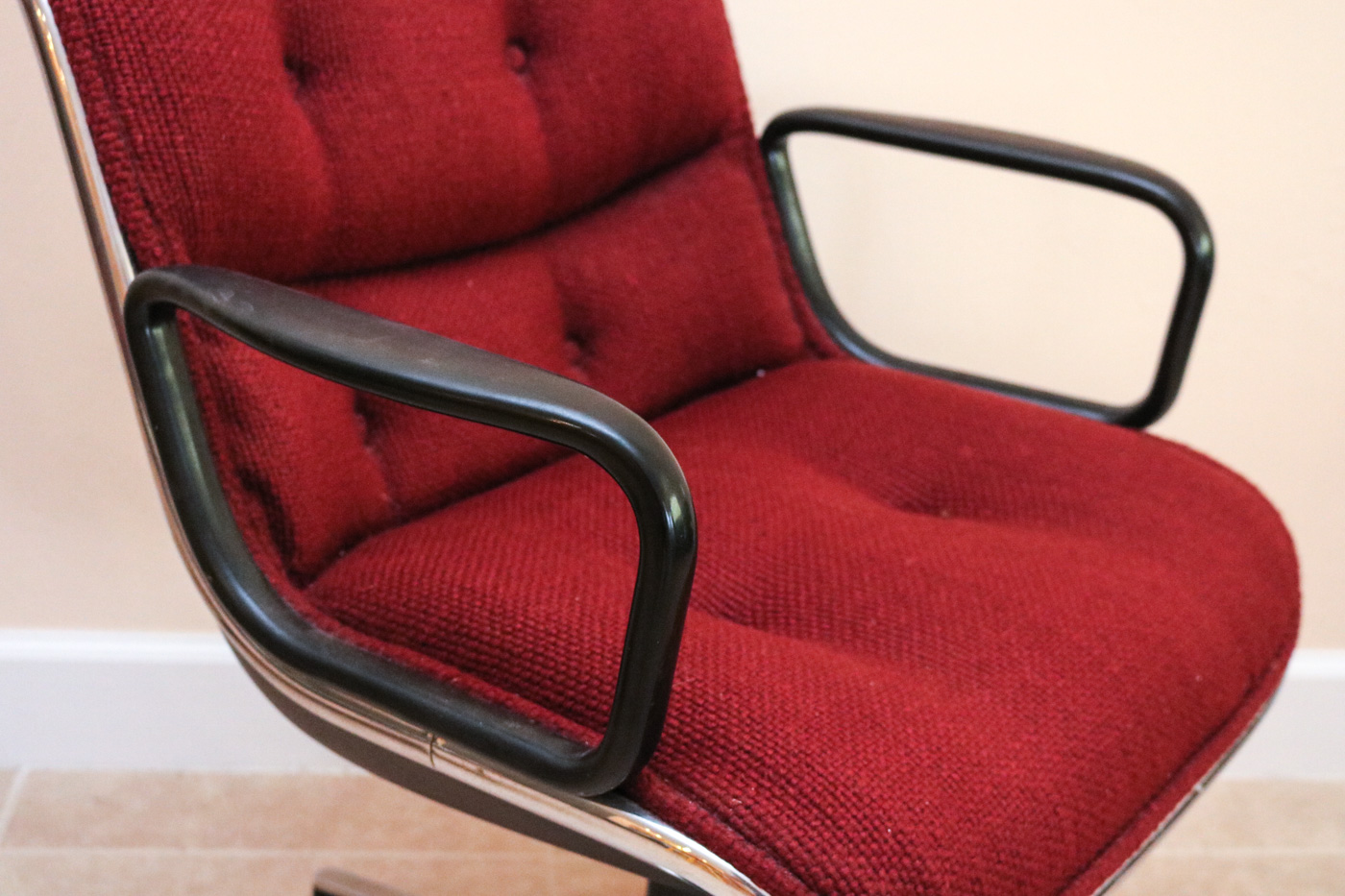 Pair of Vintage Office Chairs by Charles Pollock for Knoll