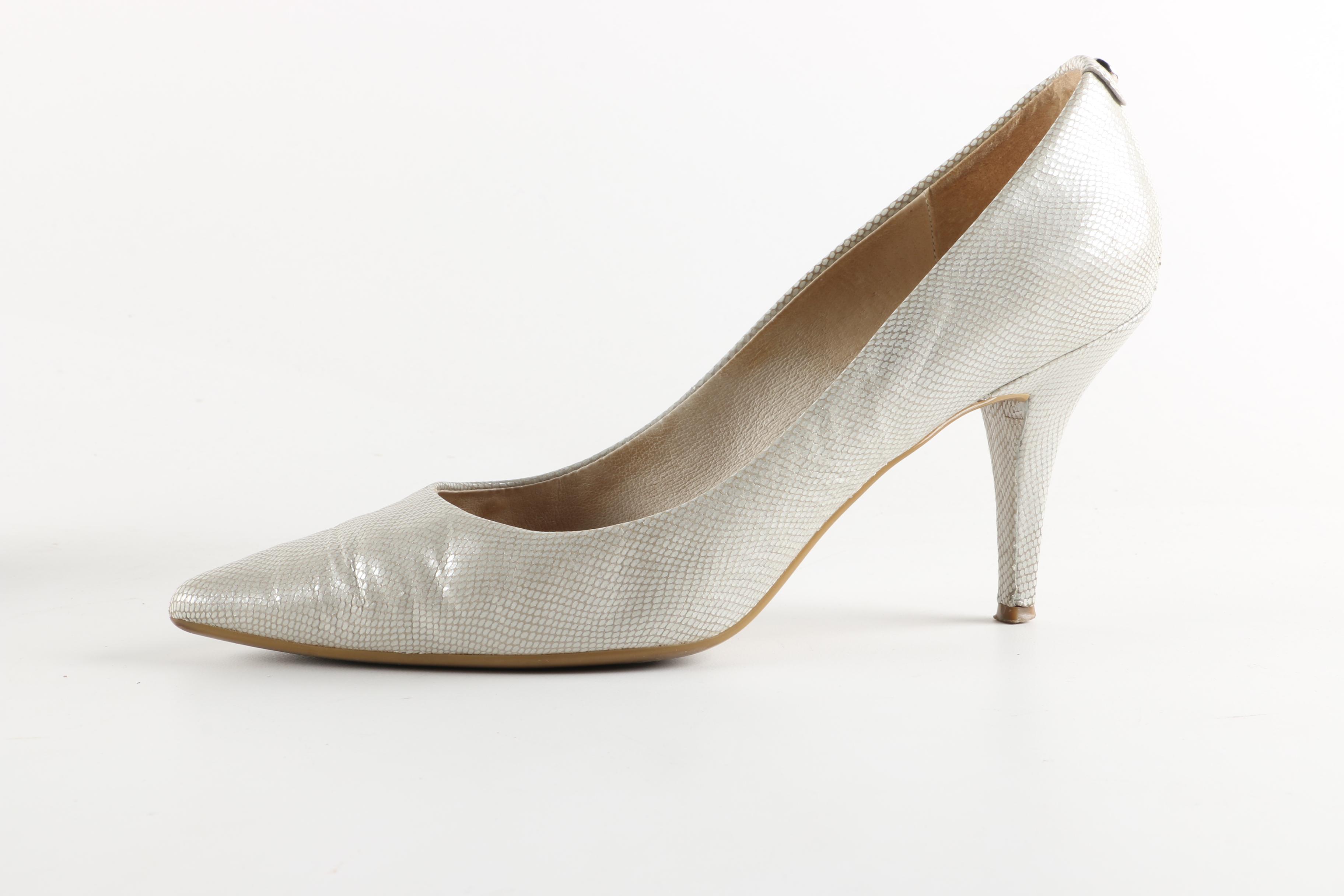 Women's Designer Shoes Featuring MICHAEL Michael Kors