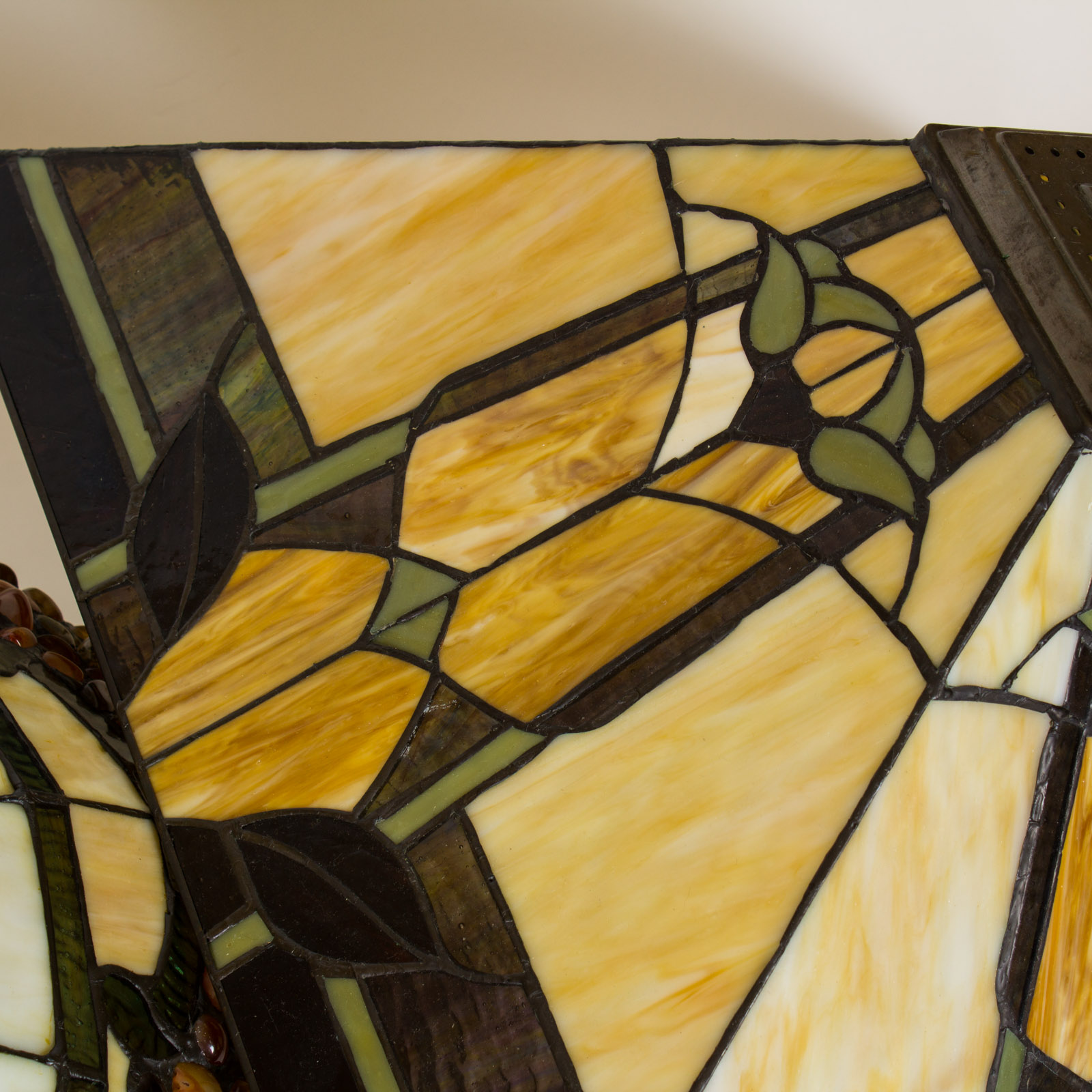 Tiffany Style Pendant Light Shades