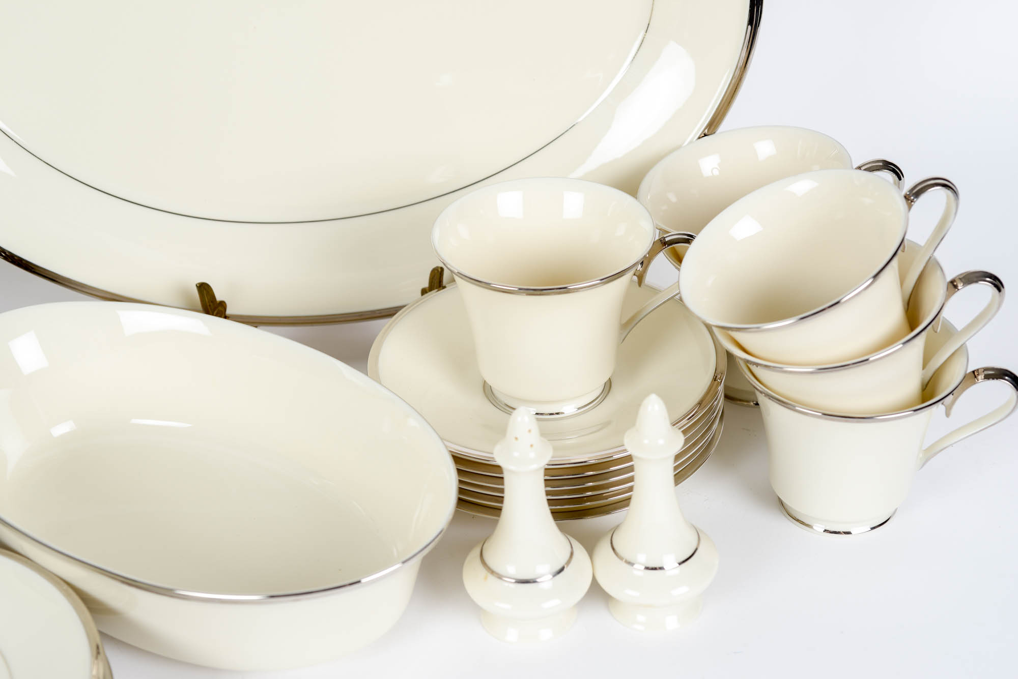 37 Piece Collection of Lenox "Solitaire" China Tableware