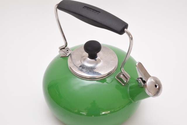 Green Chantal Tea Kettle