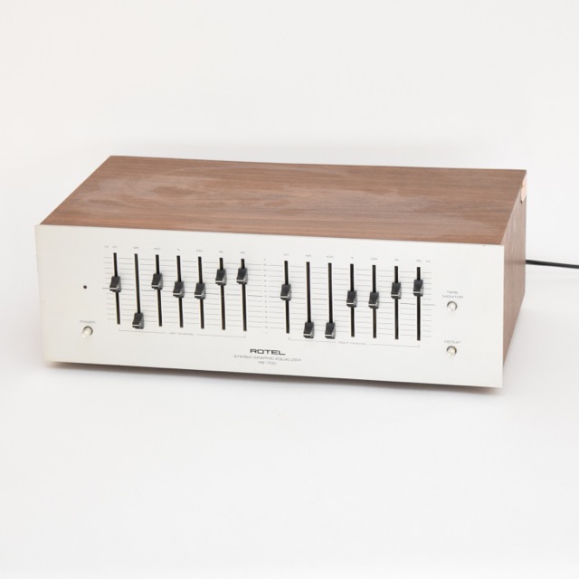 Rotel RE-700 Stereo Graphic Equalizer