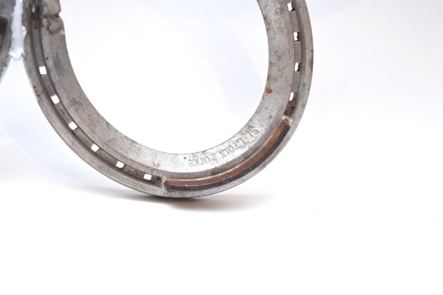 Aluminum Horseshoe Wreath