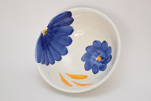 Large Decorative Italian Ceramic Bowl