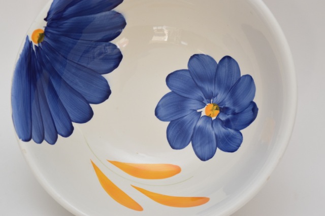 Large Decorative Italian Ceramic Bowl