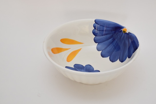 Large Decorative Italian Ceramic Bowl