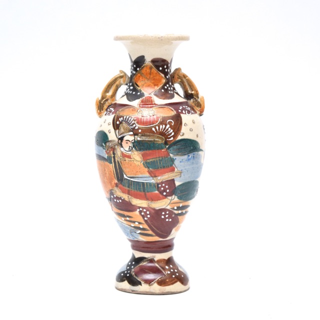 Japanese Porcelain Satsuma Moriage Urn