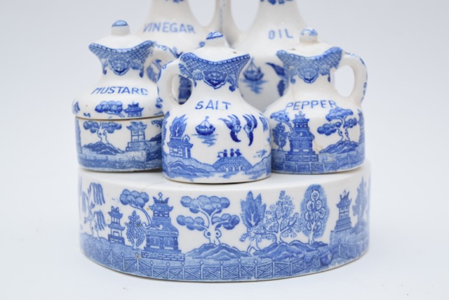 Vintage Blue Willow Porcelain Cruet Set