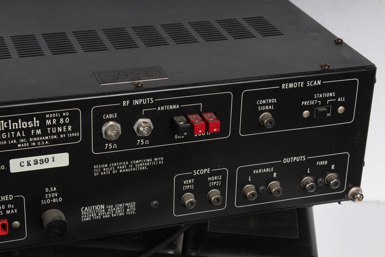 McIntosh MR 80 Digital Tuner