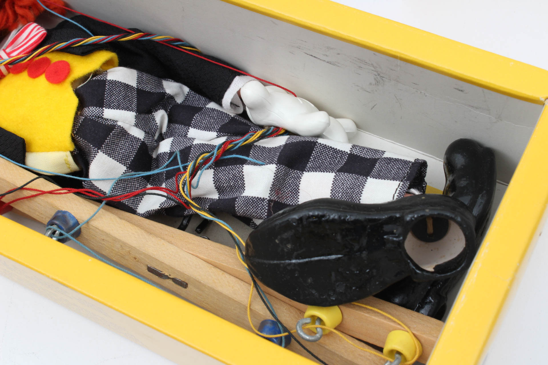 Vintage "Bimbo" Pelham Puppet with "Billy" The Ball Blowing Magic Whale Toy