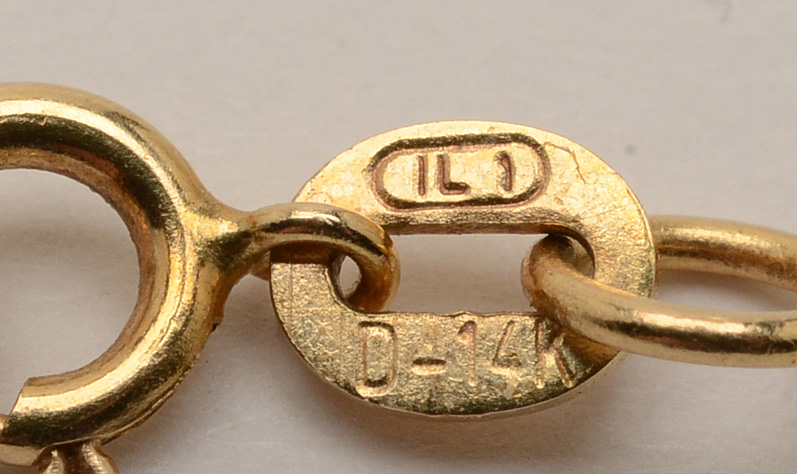 14K Yellow Gold Michael Anthony Nativity Stone Cross Necklace