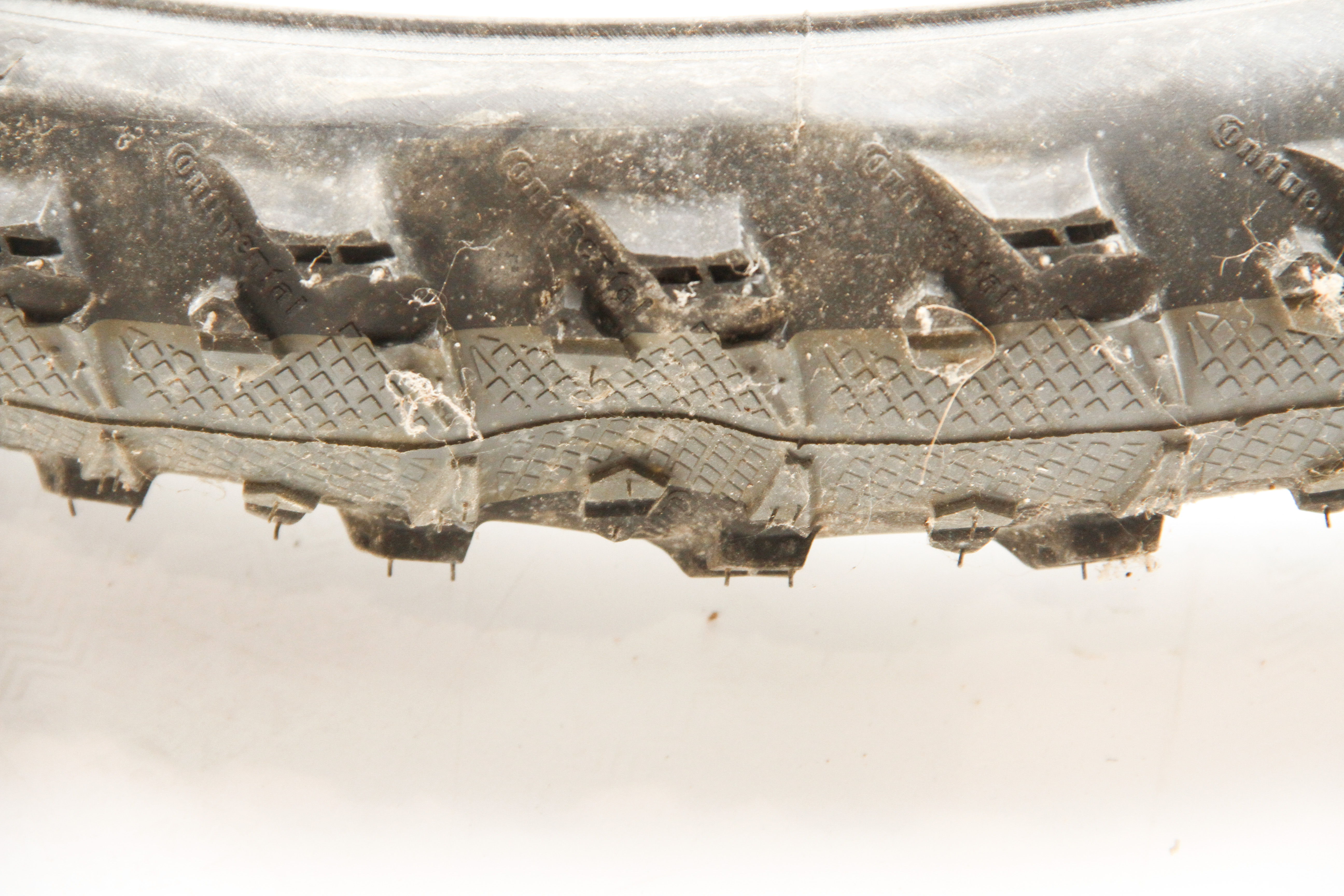 Giant ATX 980 Mountain Bike and Bike Rack