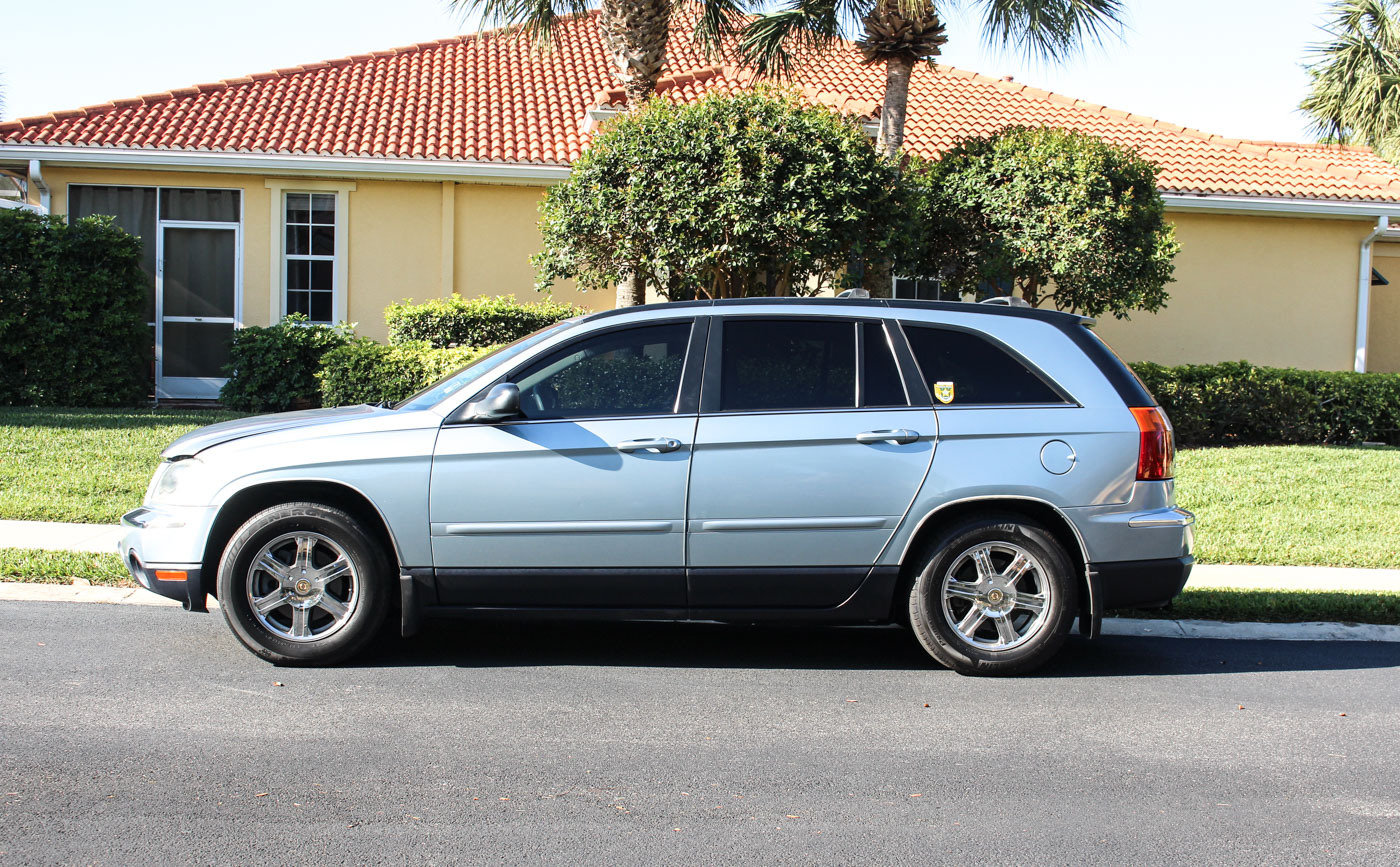 2004 Light Blue Chrysler Pacifica
