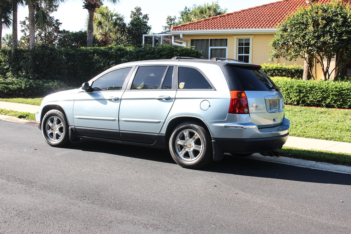 2004 Light Blue Chrysler Pacifica