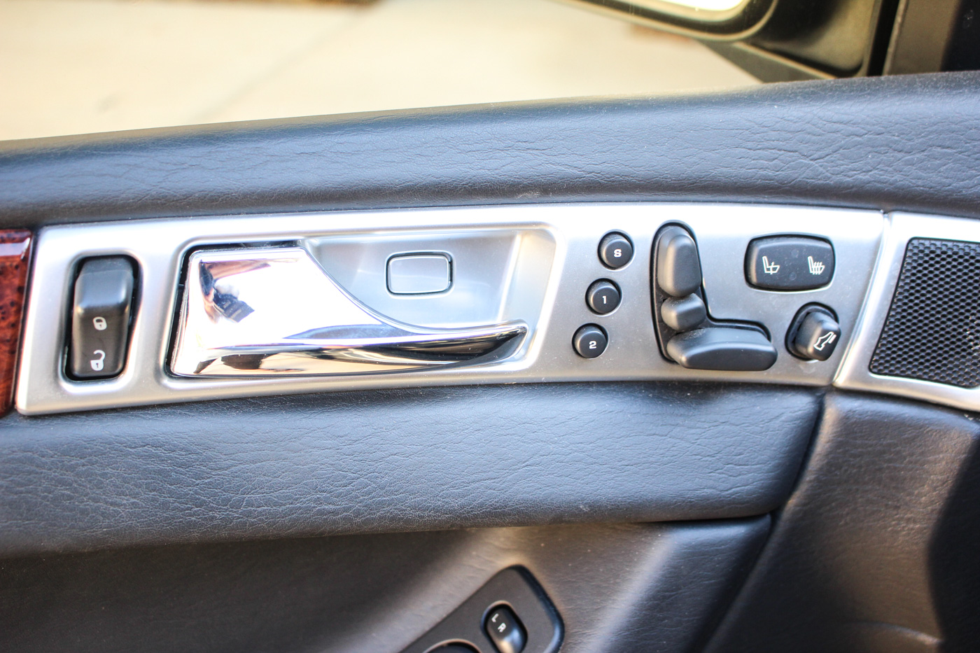 2004 Light Blue Chrysler Pacifica