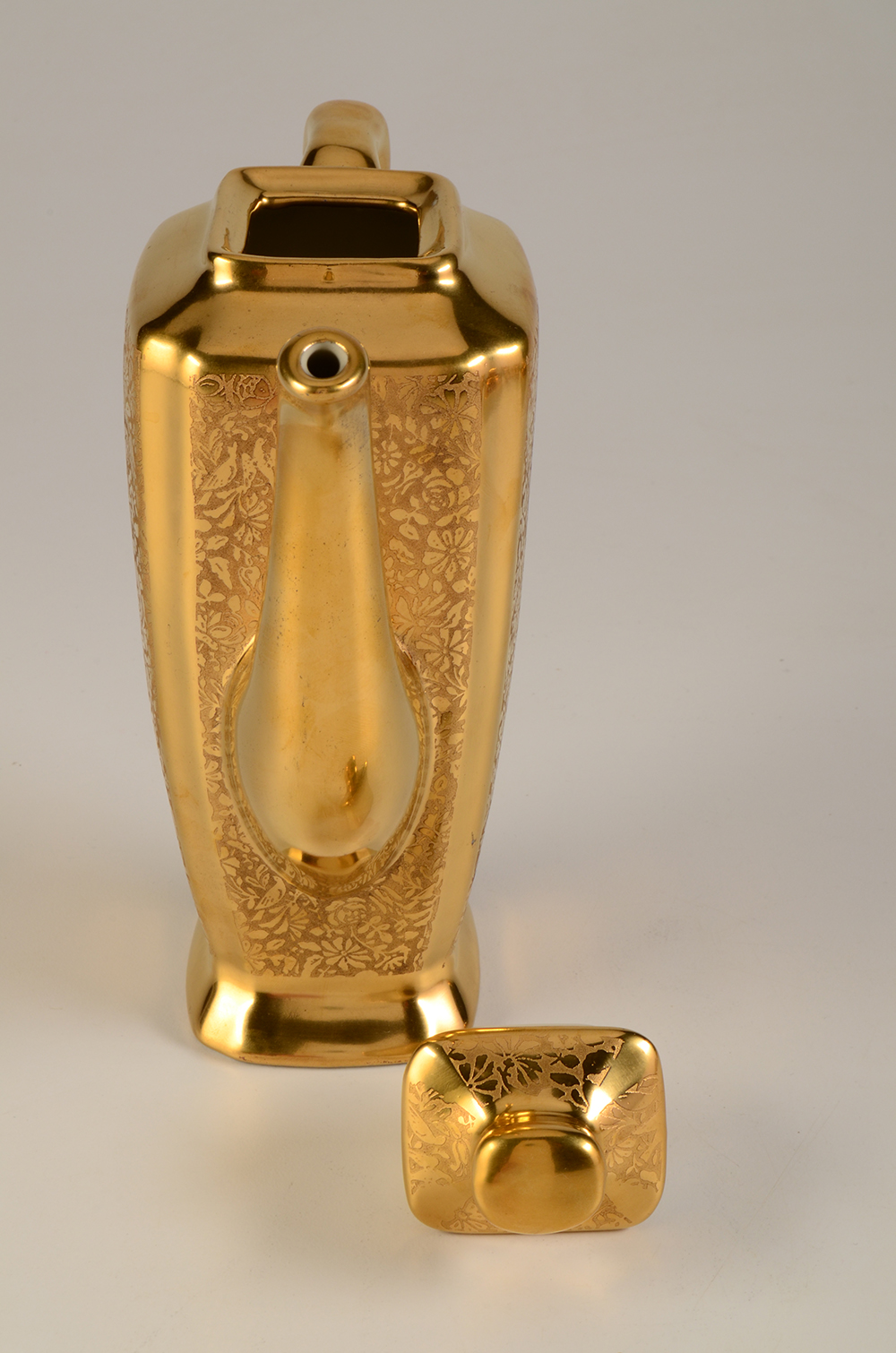 Wheeling Gold China Collection