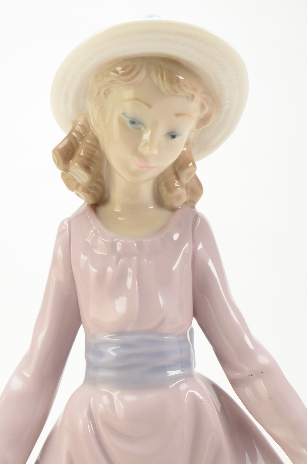 LLadro "Flowers in the Basket" Figurine