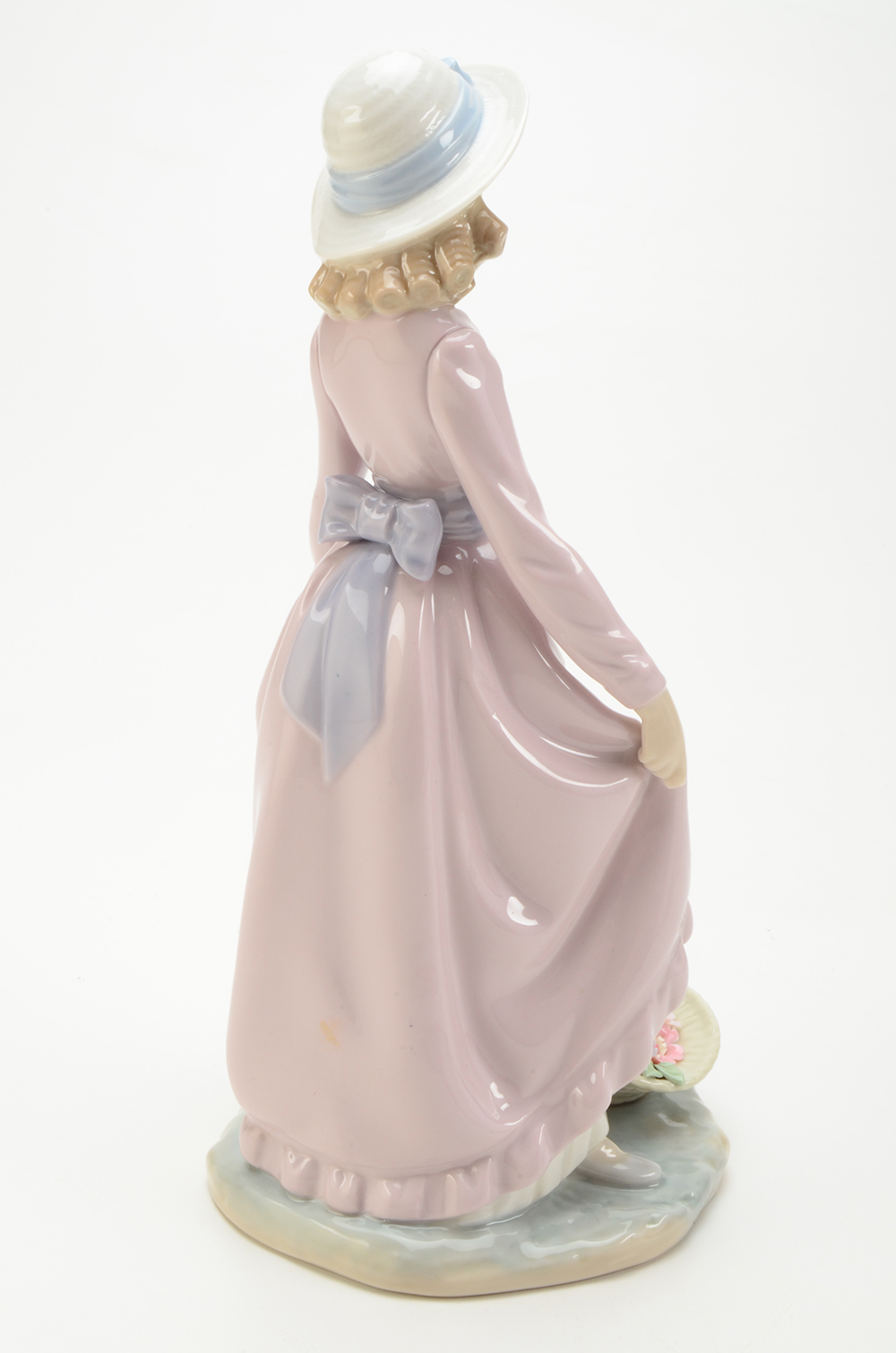 LLadro "Flowers in the Basket" Figurine