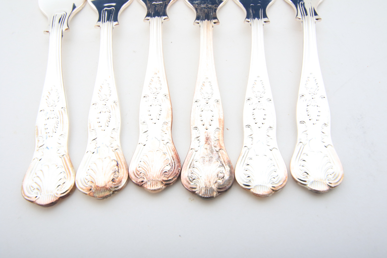 Set of Newbridge "Kings" Silver Plated Pastry Forks