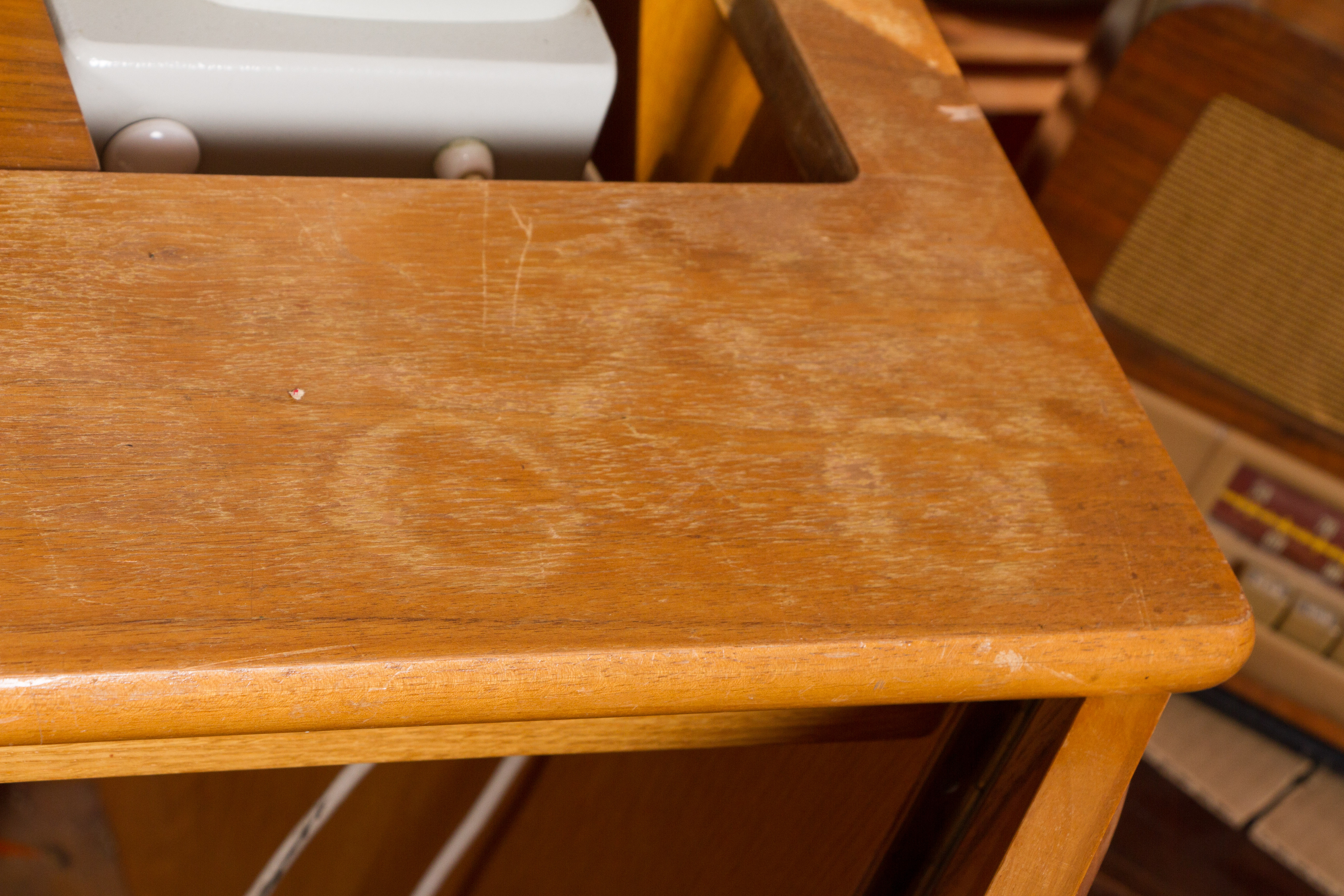 Sewing Machine Table