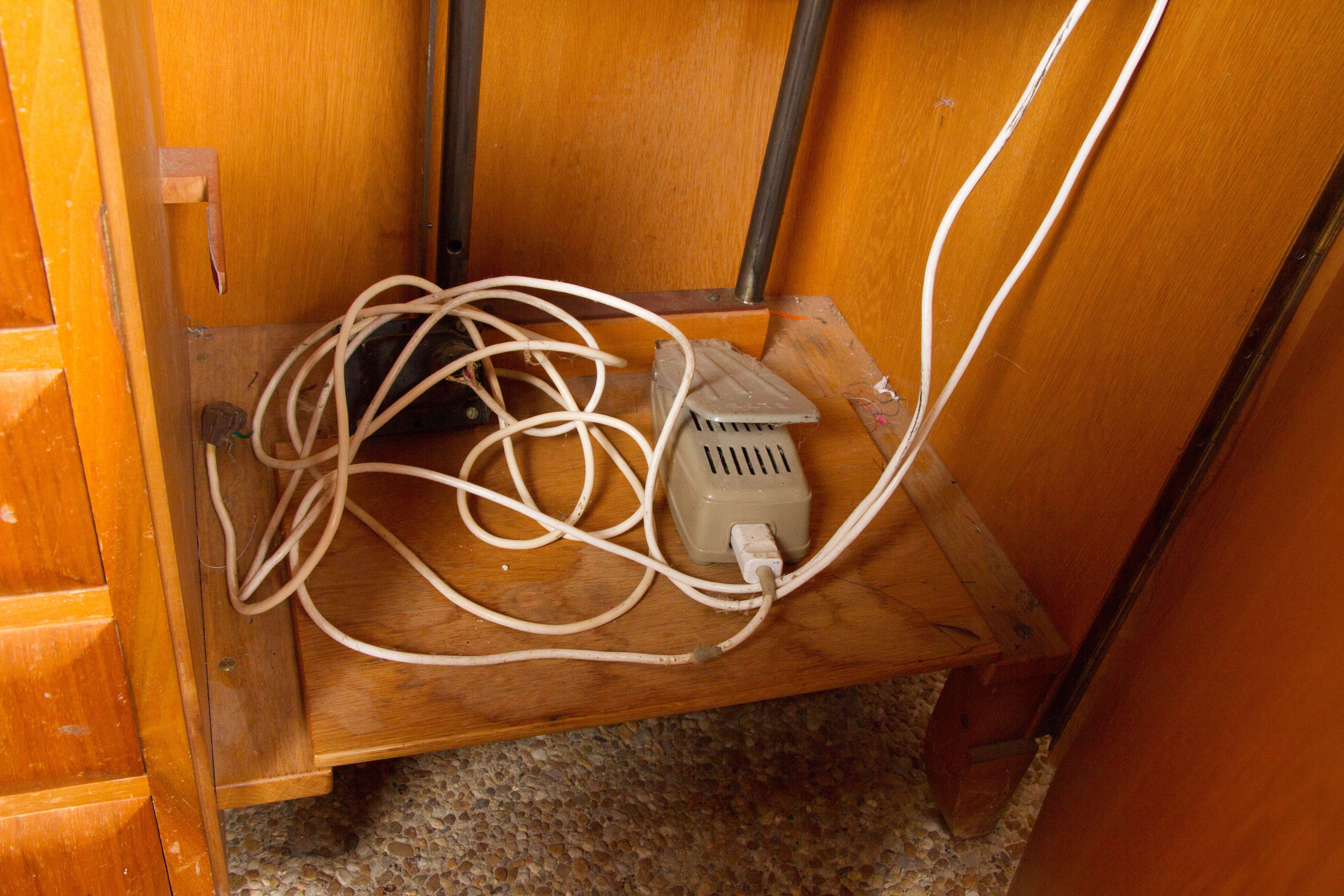 Sewing Machine Table