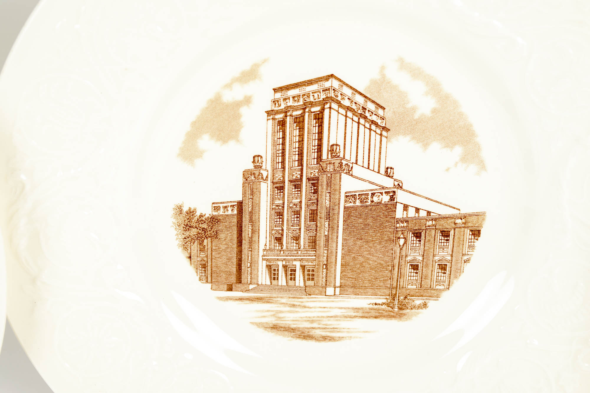 Six Vintage Wedgwood Baylor University Collectible Plates