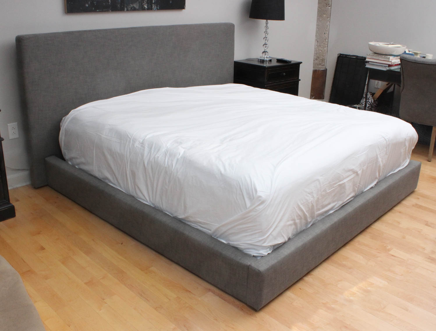 Restoration Hardware King Size Cloud Platform Bed