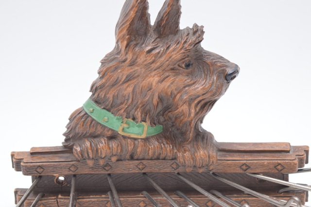 Vintage Syroco Scottie Dog Tie Rack