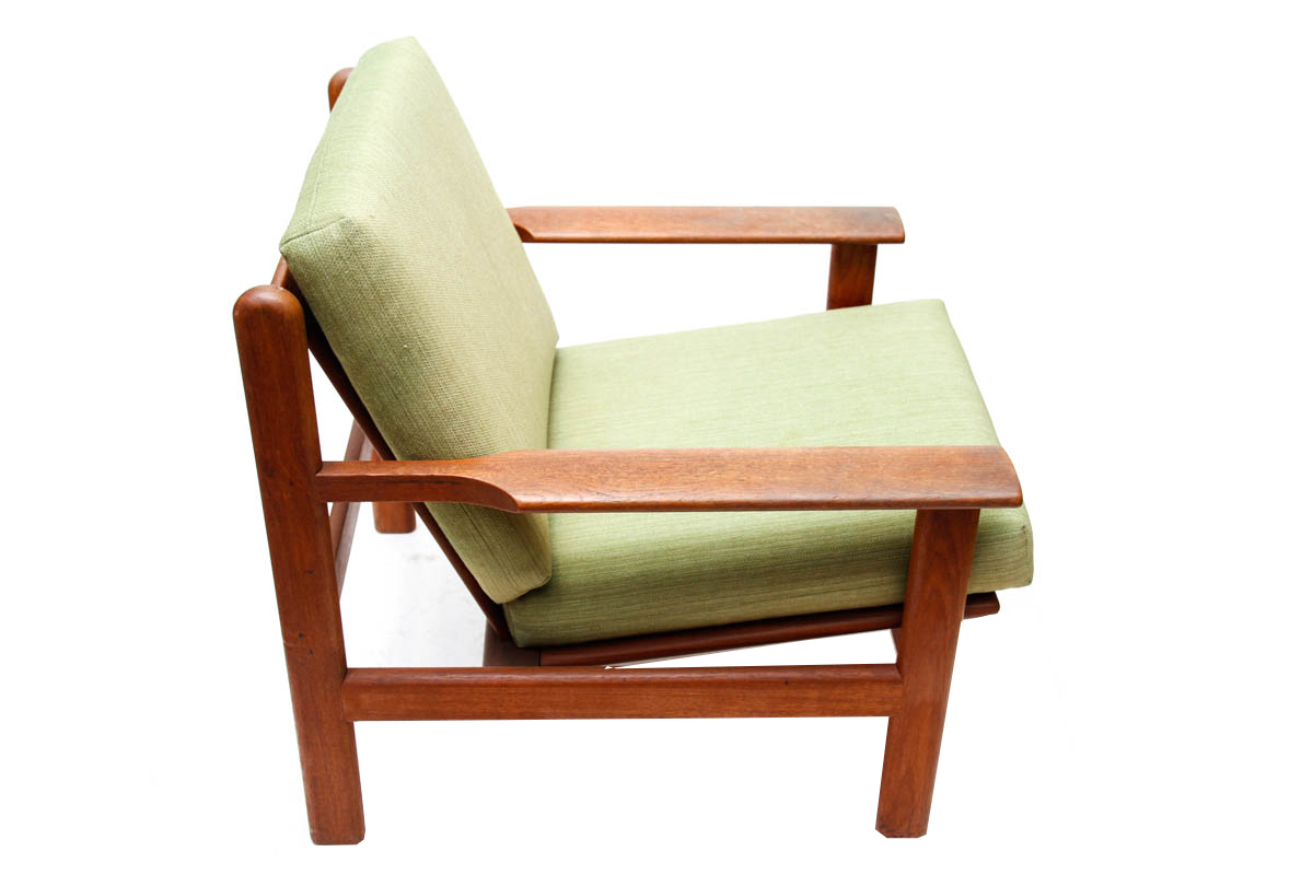 Pair of Scandinavian Modern Easy Chairs by Paul Volther for Frem Røjle