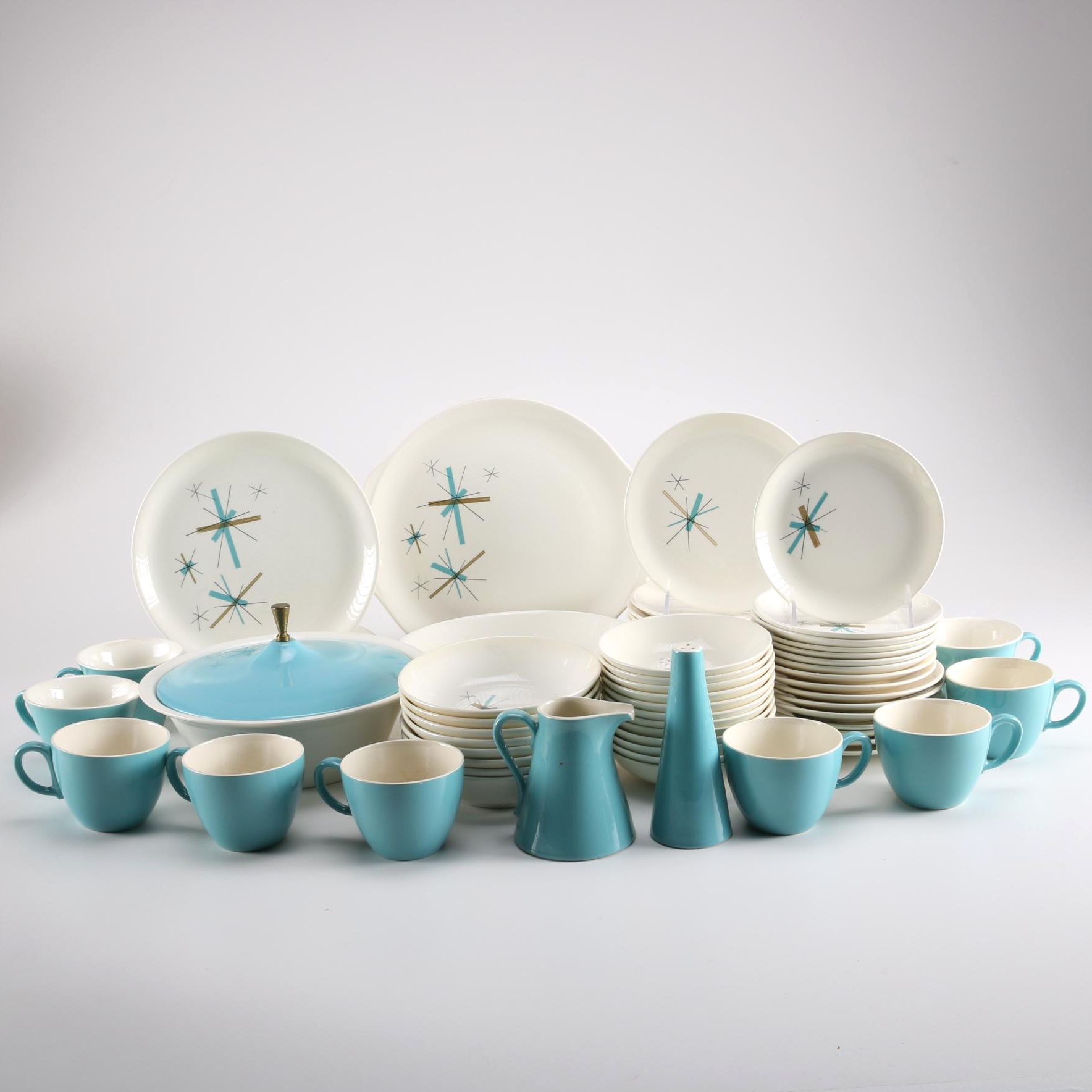 Set of Salem "North Star" Dinnerware