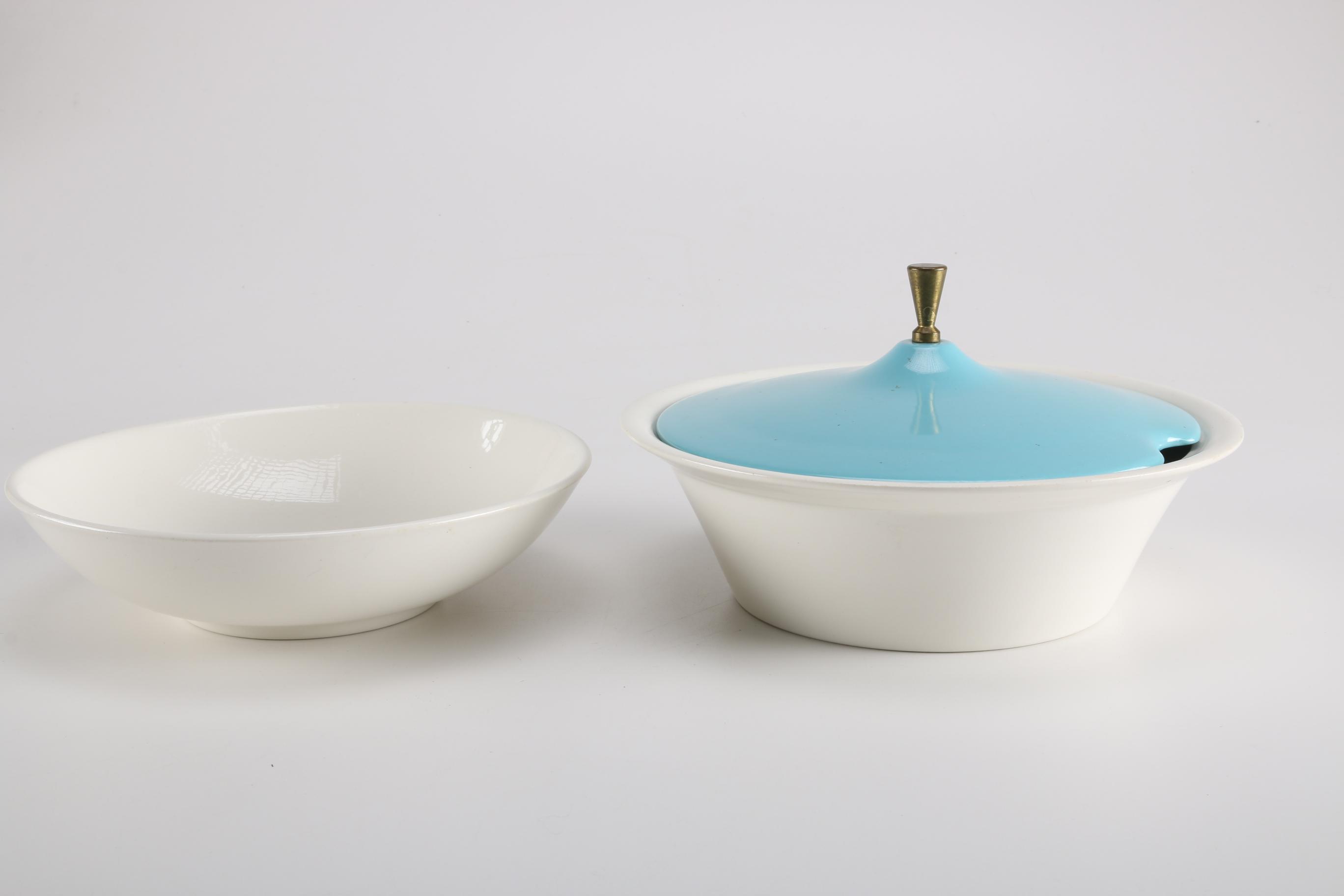Set of Salem "North Star" Dinnerware